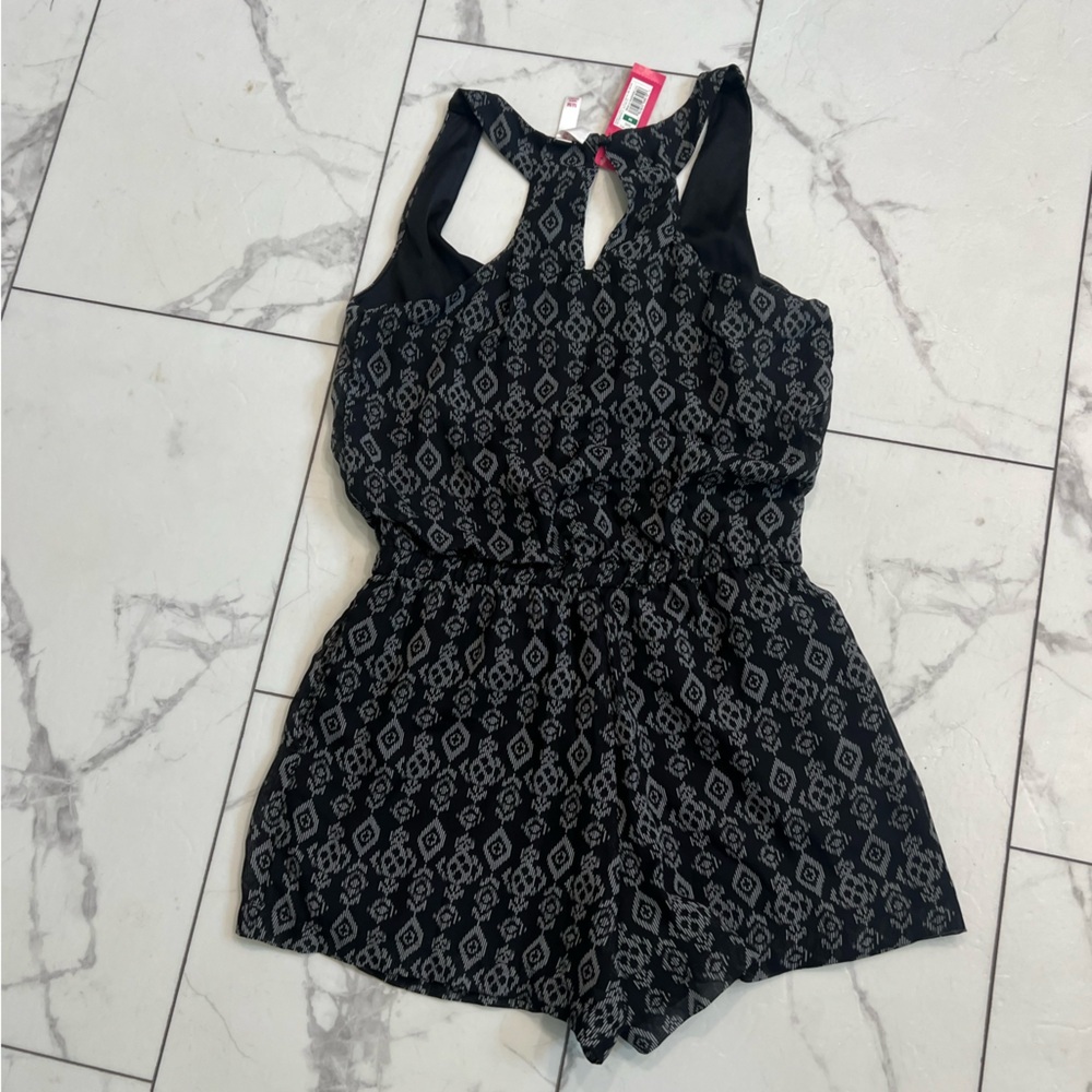 Target Black and Gray Patterned Women's Romper - Picture 4 of 4